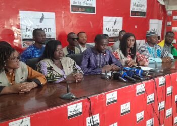 Conférence de presse du Conseil National des Jeunes de Guinée