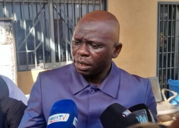 Procédure judiciaire à Kaloum : Audience concernant le dossier opposant ABC à Ahmed Kanté et ses coaccusés