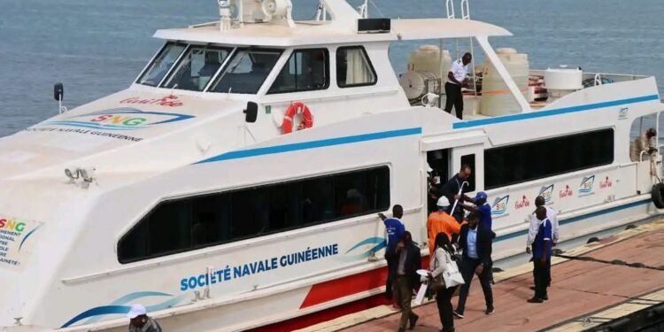 BONNE NOUVELLE !UN NOUVEL BATEAU SUR LA LIGNE CONAKRY-KAMSAR