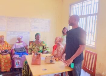 Guéckedou: rencontre entre le coordinateur national du collectif Gbékédou Tchel Doumbouya et l&rsquo;Association des femmes et différentes structures  locales.