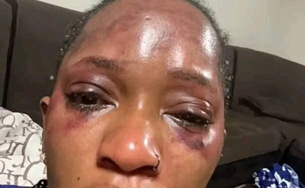 Victime de violences conjugales, la chanteuse célèbre Djelykaba Bintou n’en peut plus !