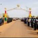 Le Premier ministre, Chef du Gouvernement, Amadou Oury BAH, est depuis ce matin l’hôte des populations de la préfecture de Dalaba, où il préside le lancement officiel de la campagne agricole