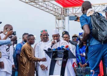 Ce vendredi 30 mai 2025,une cérémonie de remise d’instruments de musique du grands orchestres nationaux à Conakry à eu lieu.