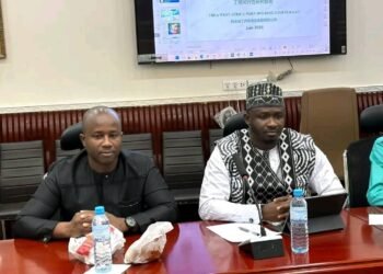 Ce mardi 3 juin 2025 à 10h, le Directeur Général des Projets Miniers, M. Ibrahima Kalil KEITA, a présidé la séance de présentation de l’étude de faisabilité du projet portuaire de TBEA