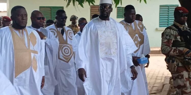 En ce vendredi 6 juin 2025, la ville de Kankan a vibré au rythme de la fête de la Tabaski, célébrée en différé sur toute l’étendue du territoire national.