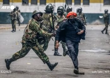 Manifestations violentes au Kenya: 16 morts et au moins 400 blessés