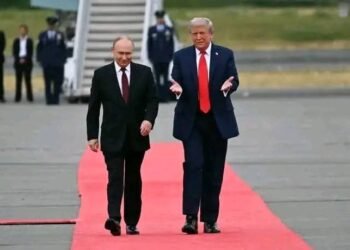 Guerre en Ukraine : Poutine et Trump ouvrent un sommet bilatéral en Alaska