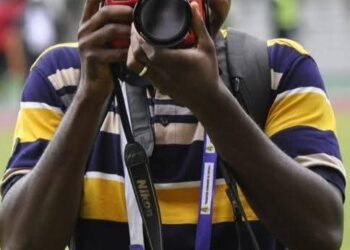 📸 Journée mondiale de la photographie : rencontre avec Lonceny Totti Kaba, journaliste-photographe