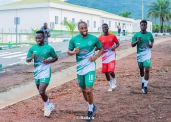Football – François Kamano s’entraîne avec le Hafia FC