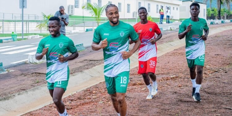 Football – François Kamano s’entraîne avec le Hafia FC