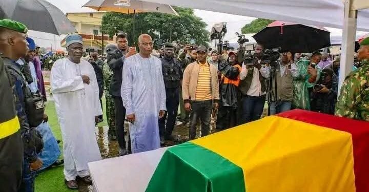 Manéah : inhumation des victimes de l’éboulement, neuf personnes toujours portées disparues