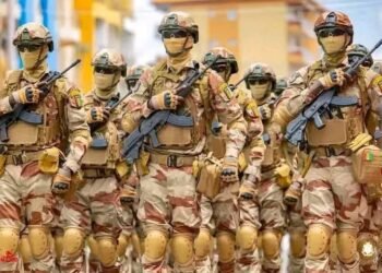 Guinée : les soldes des militaires bientôt bancarisées