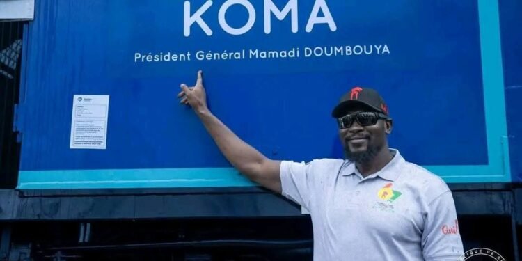 Guinée : Mamadi Doumbouya réceptionne les premières locomotives du Transguinéen
