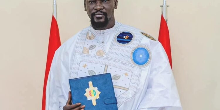 Guinée : le général Doumbouya promulgue la nouvelle Constitution