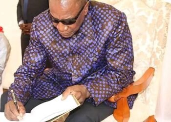 Guinée : Alpha Condé demande pardon aux Guinéens, quatre ans après sa chute