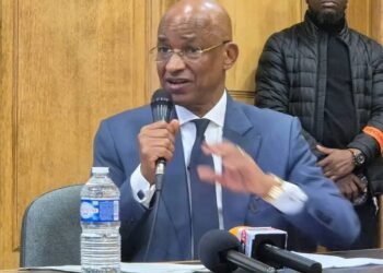 Cellou Dalein Diallo expose sa vision pour la Guinée à la Sorbonne
