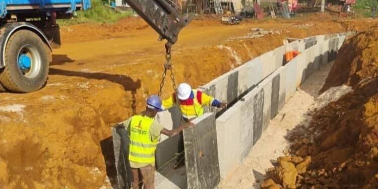 Conakry : poursuite des travaux d’aménagement et de bitumage de la T10 Nord et Sud