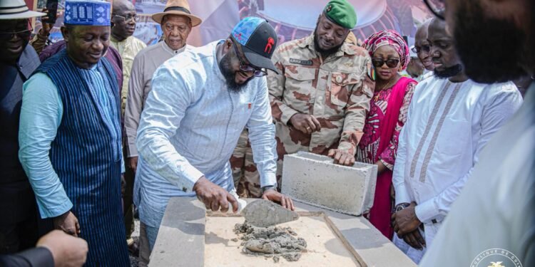 Conakry : lancement des travaux de reconstruction de la Paillote sous la direction du ministre Djiba Diakité