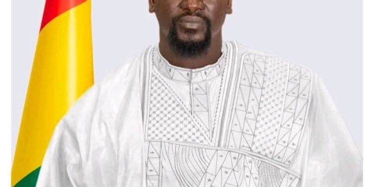 Mamadi Doumbouya appelle les Guinéens à l’unité et à l’autonomie nationale