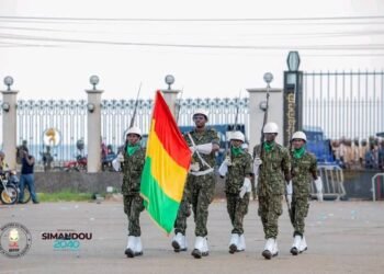 Guinée : le Général Mamadi Doumbouya promeut plusieurs officiers au grade de général de brigade