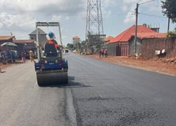 Conakry – Les travaux de bitumage se poursuivent à Yattaya T6