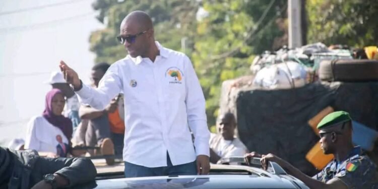 Campagne présidentielle — Abdoulaye Yero Baldé, l’un des principaux candidats au scrutin du 28 décembre, a lancé ce mardi une tournée à Tamagaly, localité de la région de Mamou.