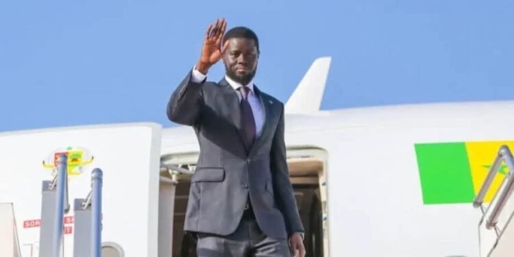 Diplomatie et transition énergétique : Bassirou Diomaye Faye en visite au Koweït et aux Émirats arabes unis