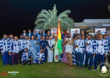 Simandou Academy : remise officielle des documents de voyage aux boursiers guinéens