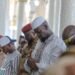 Grande prière du vendredi à la Mosquée Fayçal : le président Mamadi Doumbouya en communion avec les fidèles