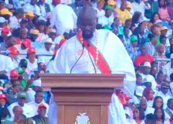 Investiture du GMD : Mamadi Doumbouya officiellement investi Président de la République