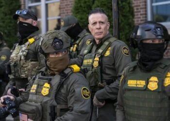 États-Unis : l’ICE autorisée à procéder à des arrestations domiciliaires sur mandat administratif