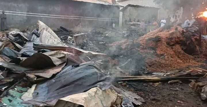 Kaléma (Kagbelen) : un incendie meurtrier ravage un atelier de menuiserie