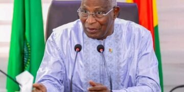 Conakry : le Premier ministre engage le dialogue avec les candidats à la présidentielle