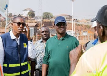 Kindia : le ministre de l’Énergie lance sa tournée par le poste 110 kV de Damakanyah