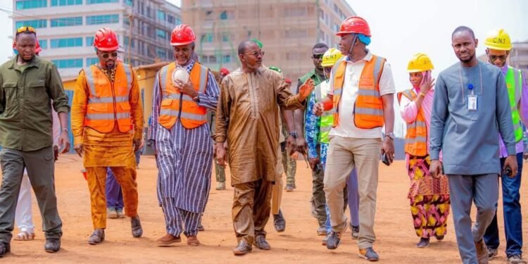 Futur siège de l’Assemblée nationale : le président du CNT en visite de chantier à Koloma