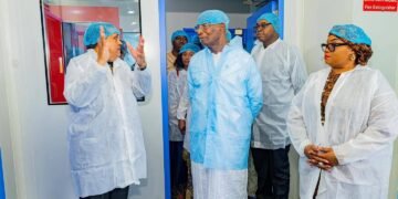 Industrialisation et souveraineté sanitaire : la Guinée inaugure sa première usine pharmaceutique