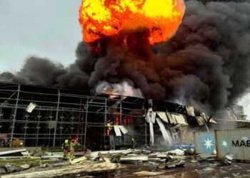 Israël : incendie dans une zone industrielle près de Beersheva après des tirs de missiles iraniens