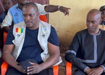 Guinée : Kaba Diawara salué pour son engagement social à travers des forages solaires