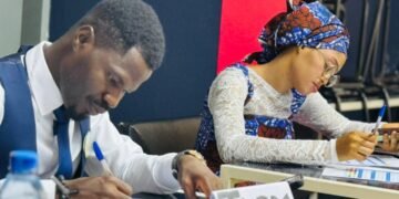 Keyce Academy Conakry clôture la première certification en art oratoire et leadership