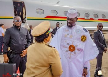 Retour à Conakry du président Mamadi Doumbouya après une tournée africaine à portée diplomatique et économique