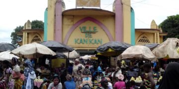 Kankan : entre chaleur, motos et passion du football, les réalités d’une ville au rythme unique