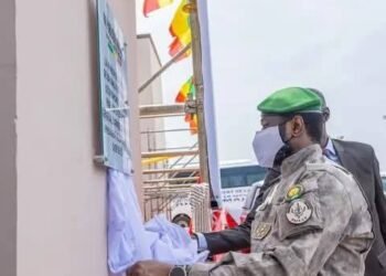 Mali : Assimi Goïta inaugure la Maison des Pupilles et rend hommage aux orphelins de la République