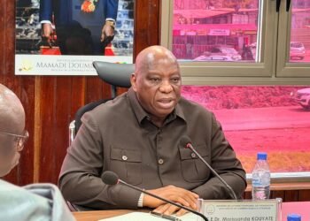 Réunion de cabinet au MAEIAGE : Morissanda Kouyaté fixe les priorités diplomatiques