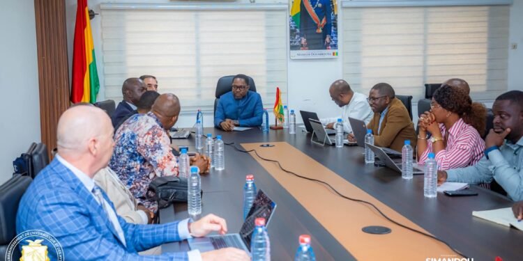 Assainissement en Guinée : le ministère explore une technologie innovante pour la gestion des déchets