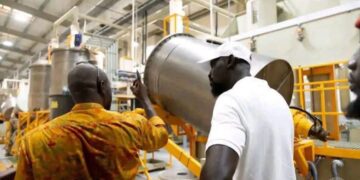 Guinée : Mamadi Doumbouya met fin à l’exportation de l’or brut et impose le raffinage local