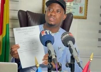 Guinée : la CRIEF ouvre une enquête sur de présumées atteintes à l&rsquo;environnement et à la santé publique