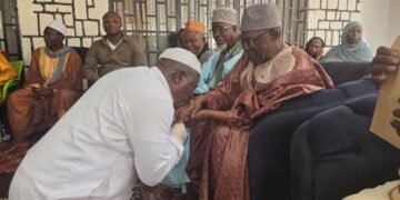 le Kountigui de la Basse Guinée rend une visite fraternelle au Ministre Secrétaire général de la Ligue islamique