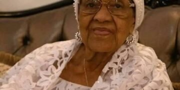 Décès de Hadja Andrée Touré : les condoléances du président de la Transition