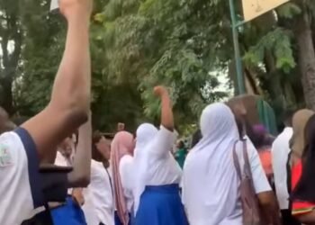 Kindia : des élèves dans la rue pour réclamer justice après la mort de Mamadou Djouma Bah