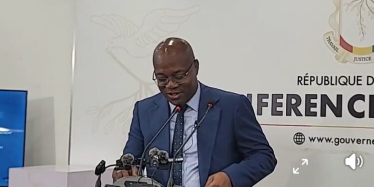 Guinée : Ousmane Gaoual Diallo annonce l’acquisition de 2 000 nouveaux taxis et dévoile leurs prix